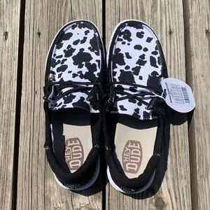 NIB NWT Hey Dude women’s Wendy Boho Cow Wild slip-on shoes, size W 9